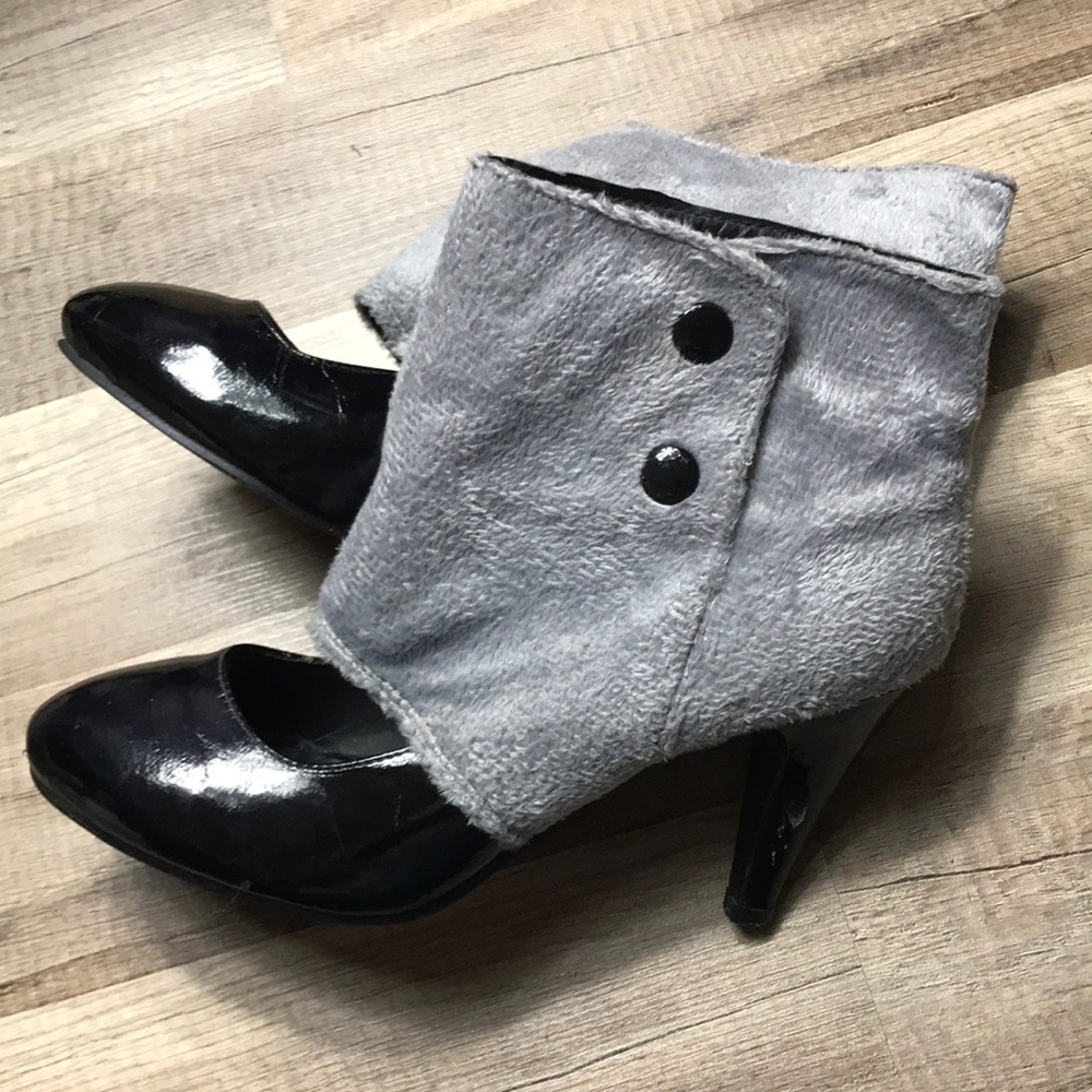 Tuxedo heels